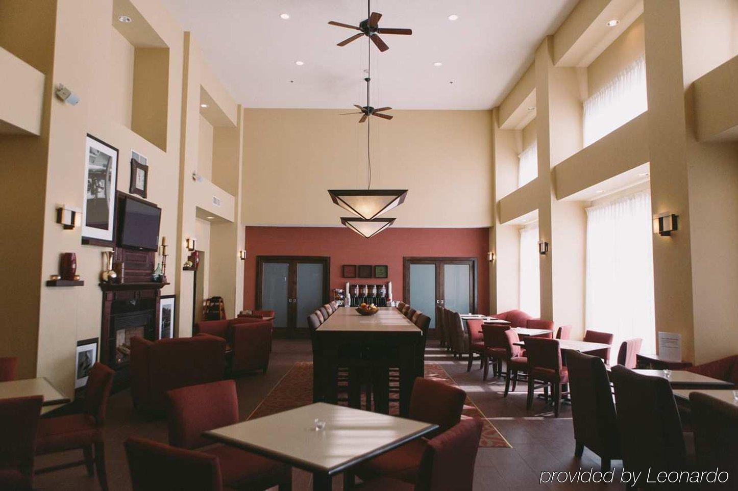 Hampton Inn & Suites Scottsbluff Exterior photo